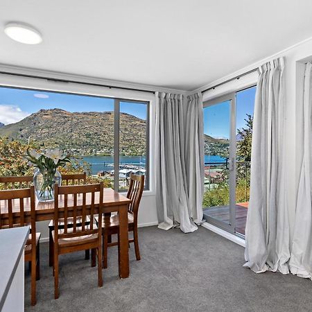 Lovely Marina Views And Sunny Balcony Queenstown Extérieur photo